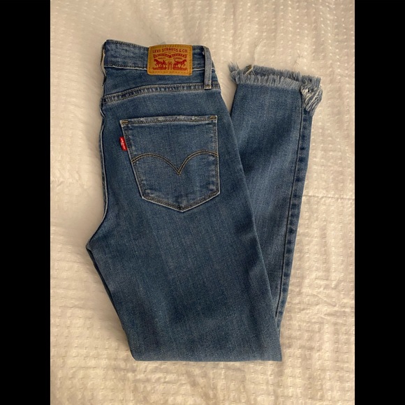 Jeans - Picture 3 of 3